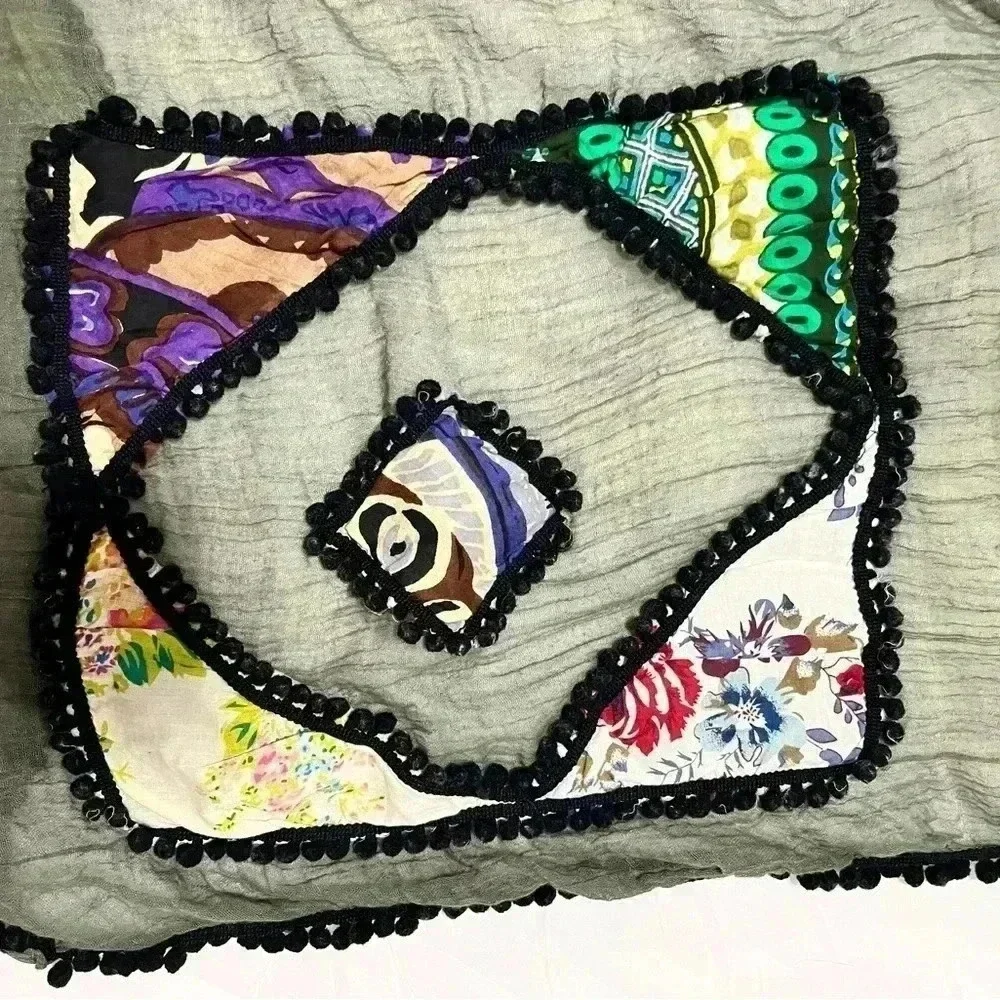 I’diote scarf from cali.